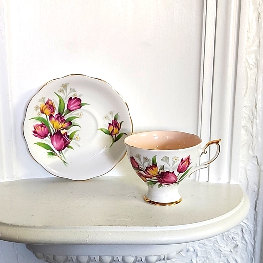 Royal Standard Tea Cup & saucer, Pink on White Pedestal Tea Cup very rare